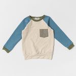 Load image into Gallery viewer, Bamboo Raglan Pullover in Flax + Tide

