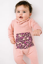 Load image into Gallery viewer, Shawl Collar Romper in Plumrose
