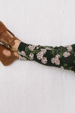 Load image into Gallery viewer, Legging in Forest Blooms
