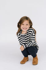 Load image into Gallery viewer, Bamboo Legging in Navy French Terry
