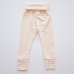 Load image into Gallery viewer, Legging in Pink Lemonade
